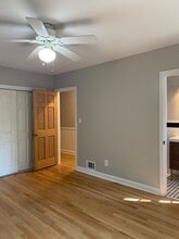 Building Photo - 145 Timberlane Dr