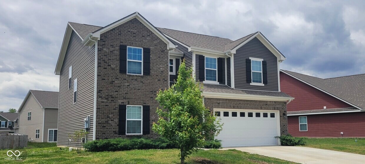 Foto principal - 570 Freedom Dr