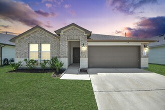 Building Photo - 8614 Shumard Oak Dr