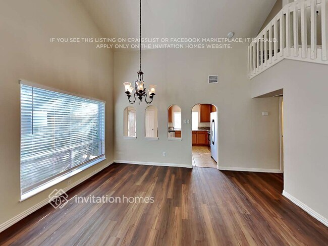 Foto del edificio - 7231 Pebblemill Ln