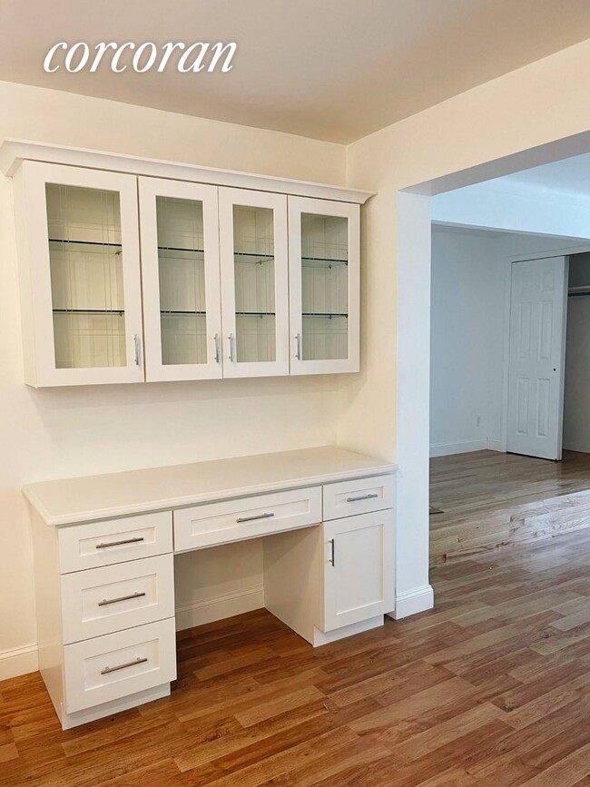 Foto del edificio - 920 E 17th St