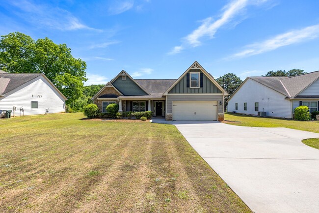 Building Photo - 4BR Craftsman on Pye Lake! Available Furnished or Unfurnished