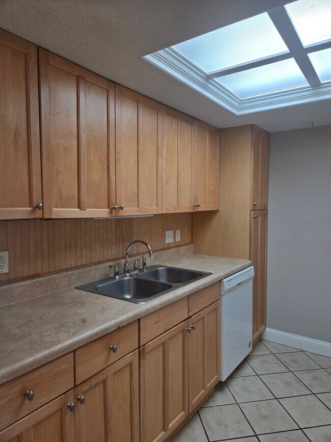 Building Photo - Charming 2-bedroom, 1.5-bath in the desirable Bellamy Forge