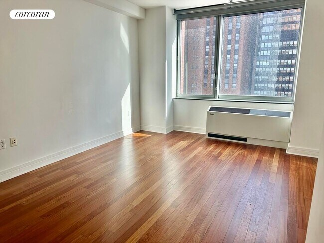 Foto del edificio - 30 Little W St