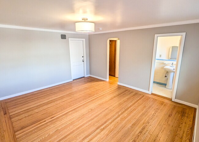 Foto del edificio - 847 28th Ave