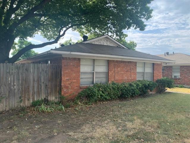 Building Photo - 1005 Custer Rd