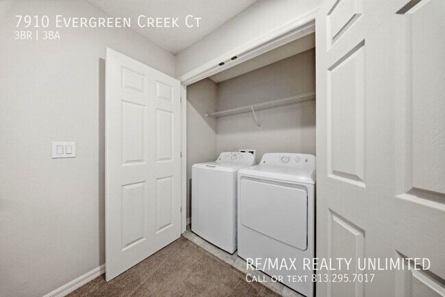 Building Photo - 7910 Evergreen Creek Ct