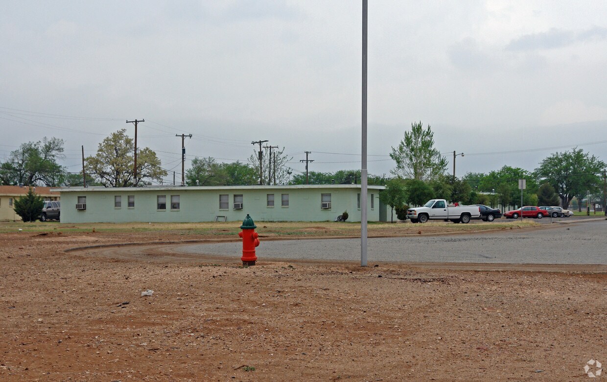 Building Photo - 2808 Juniper Ave