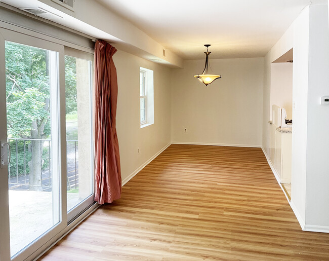Living Room - 7302 Cresheim Rd