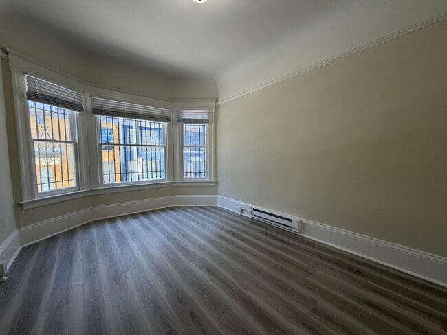 Building Photo - 569-571-571 Minna St
