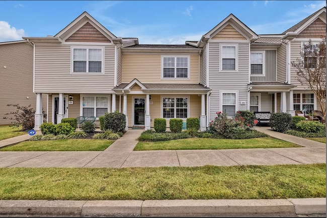 Photo - 1504 Sprucedale Dr Townhome