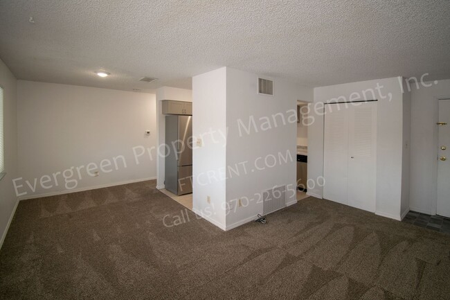 Building Photo - 1705 Heatheridge Rd