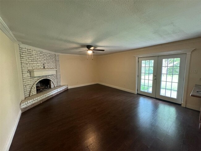 Foto del edificio - move in ready!