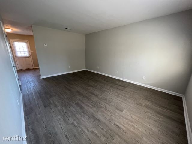 Building Photo - 2 br, 1 bath House - 1600 Tucker St Apt C