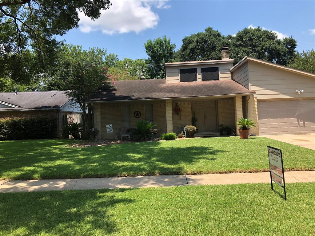 Primary Photo - 15826 Fox Springs Dr