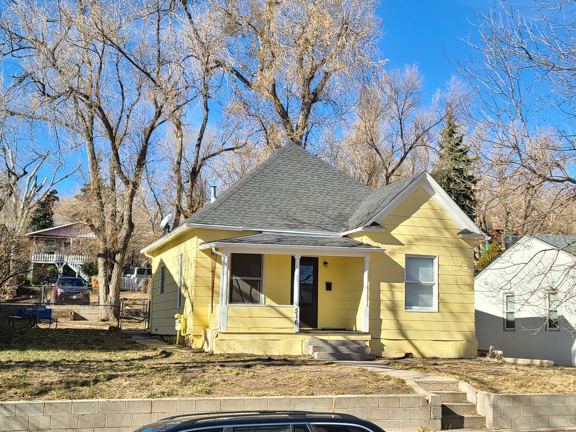 Primary Photo - Historic 3 Bedroom West Side Home