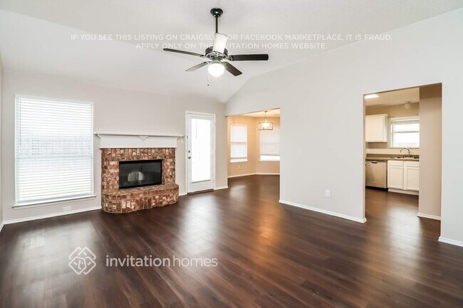 Building Photo - 944 Carlin Ln