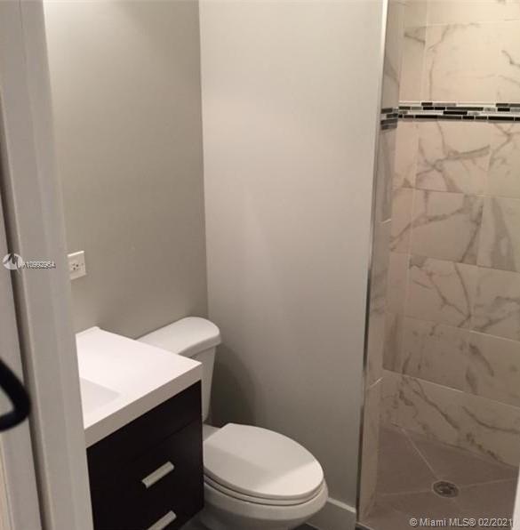 Foto del edificio - 2265 NE 172nd St