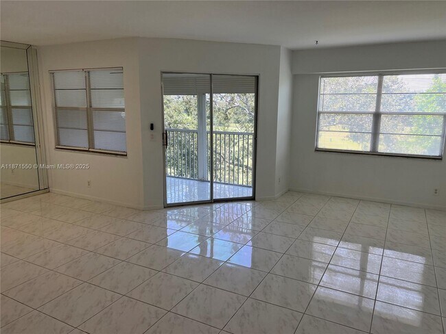 Foto del edificio - 1200 SW 125th Ave