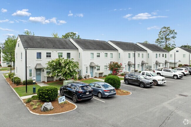 Foto del edificio - The Grove at Ardsley Park
