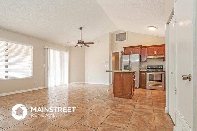 Building Photo - 3165 Avenida Destino