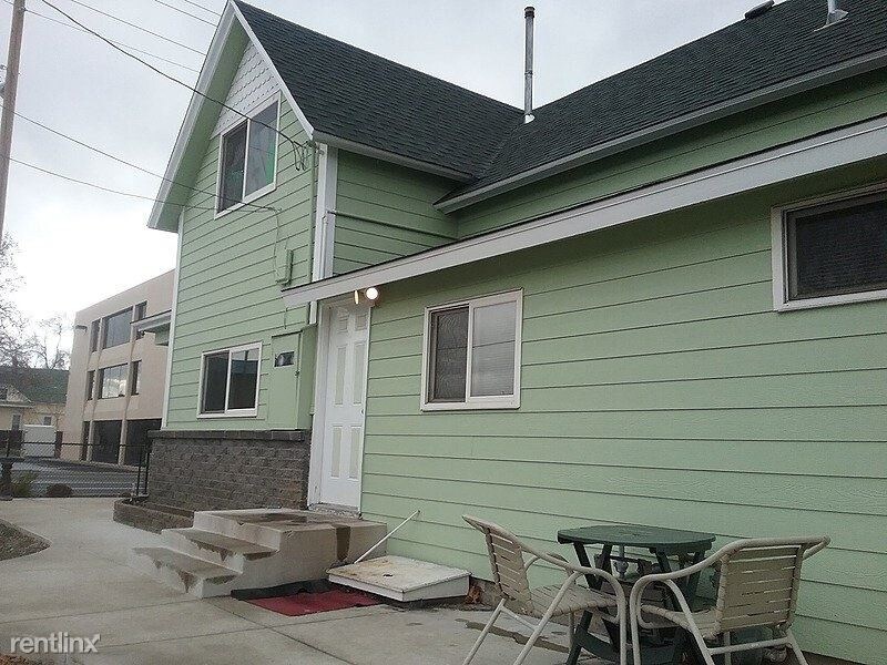 Building Photo - 1 br, 1 bath Apartment - 597 Mill Street B