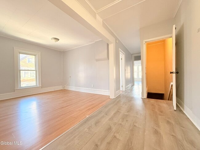 Building Photo - 31 Union St