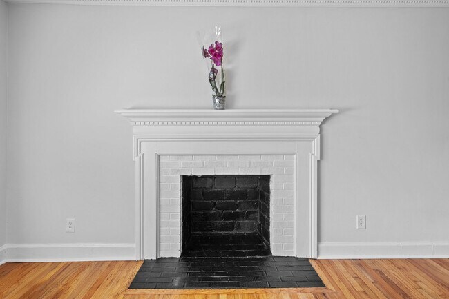 Foto del edificio - Newly Renovated Ranch Home In SE Raleigh! Pet Friendly!