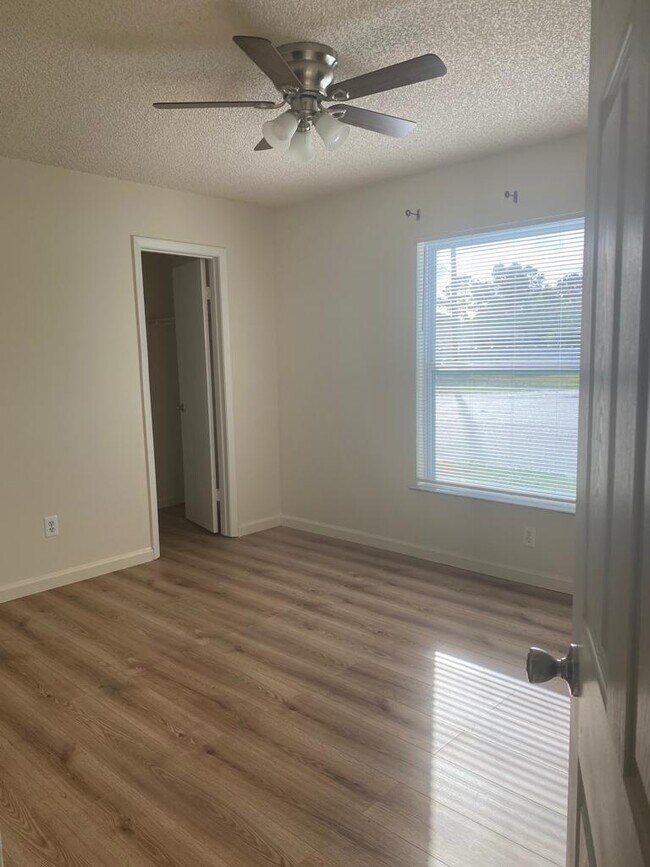 272 SW Fairchild Ave Port Saint Lucie, FL 34984 Alquileres en Port