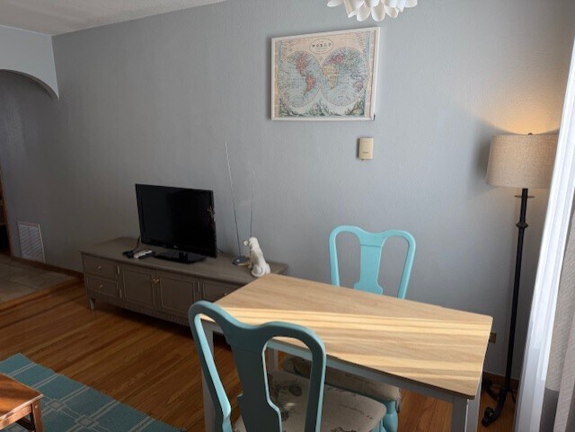 Foto del edificio - 1808 Grove St