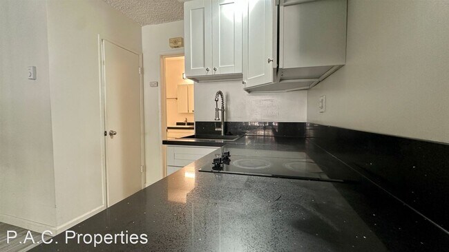 Foto del edificio - Studio, 1 bath Apartment - 5440 Quakertown...