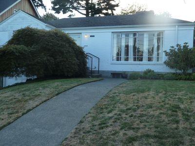 Building Photo - 2423 35th Ave W