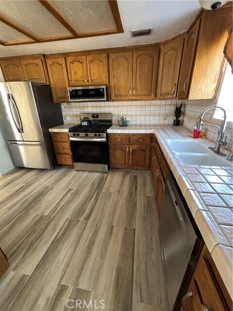 Foto del edificio - 5180 Deer Creek Way
