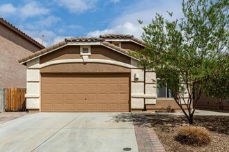 Building Photo - 8431 S Egyptian Dr