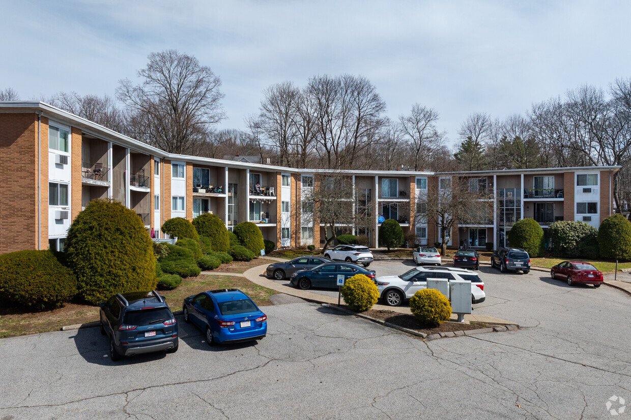 Primary - 243-249 Park St