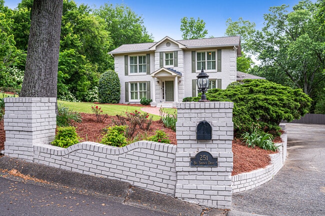 Building Photo - 251 Big Springs Dr
