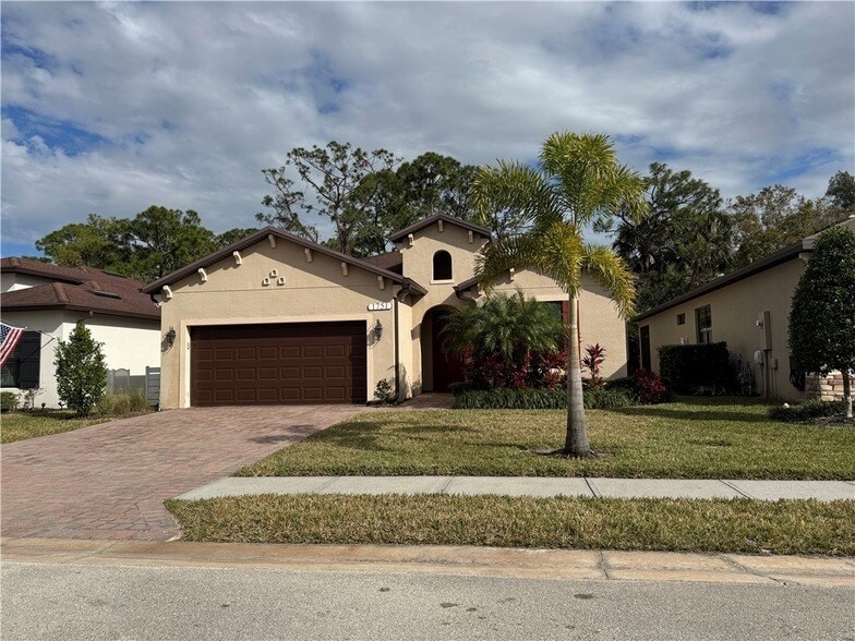 Foto principal - 1751 Willows Sq
