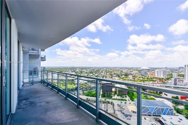 Foto del edificio - 90 SW 3rd St