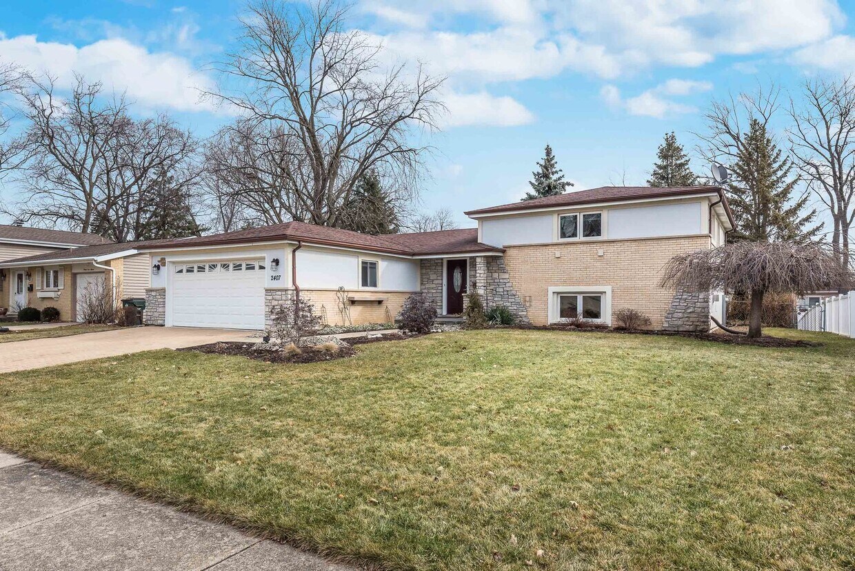 Foto principal - 2407 N Lafayette St