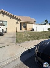 Building Photo - 1353 Truman Ct