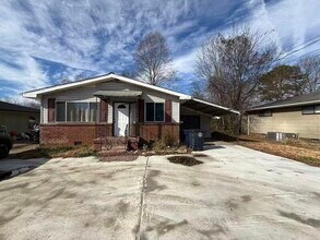 Building Photo - 1607 S Mack Smith Rd