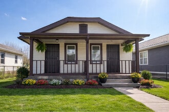 Building Photo - 1707 E Tabor St