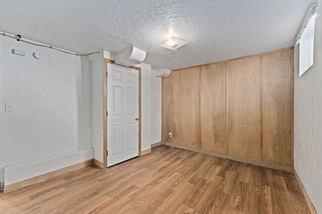 Building Photo - 1820 8th Ave