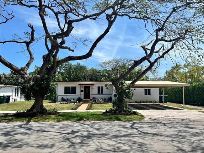 Foto del edificio - 5970 SW 46th St