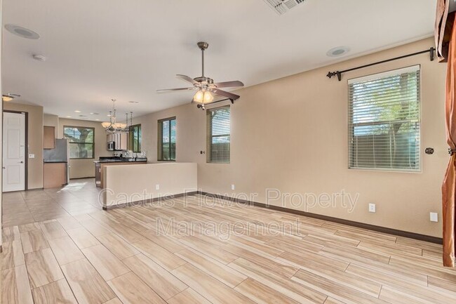 Foto del edificio - 2624 W Beautiful Ln