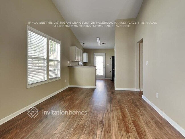 Foto del edificio - 2718 Meadow Knoll Dr
