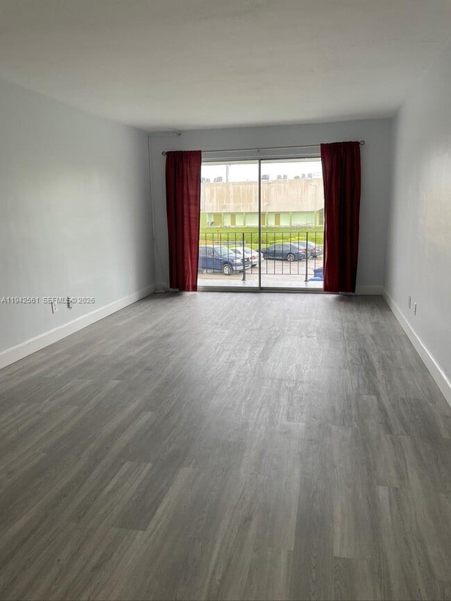 Foto del edificio - 8701 SW 141st St