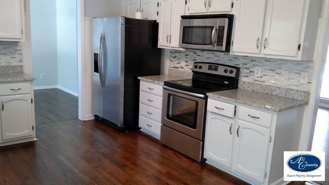 Foto del edificio - 291 Timber Laurel Ln