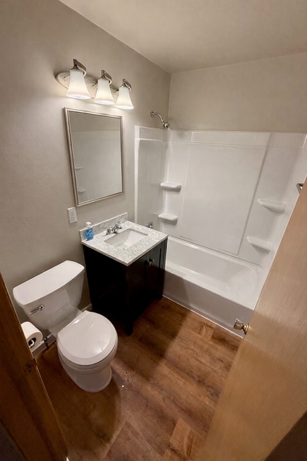 Building Photo - 1616 Sunset Ridge Dr