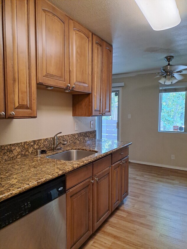 504 Northbank Ct Unit A, Stockton, CA 95207 Condo for Rent in Stockton, CA